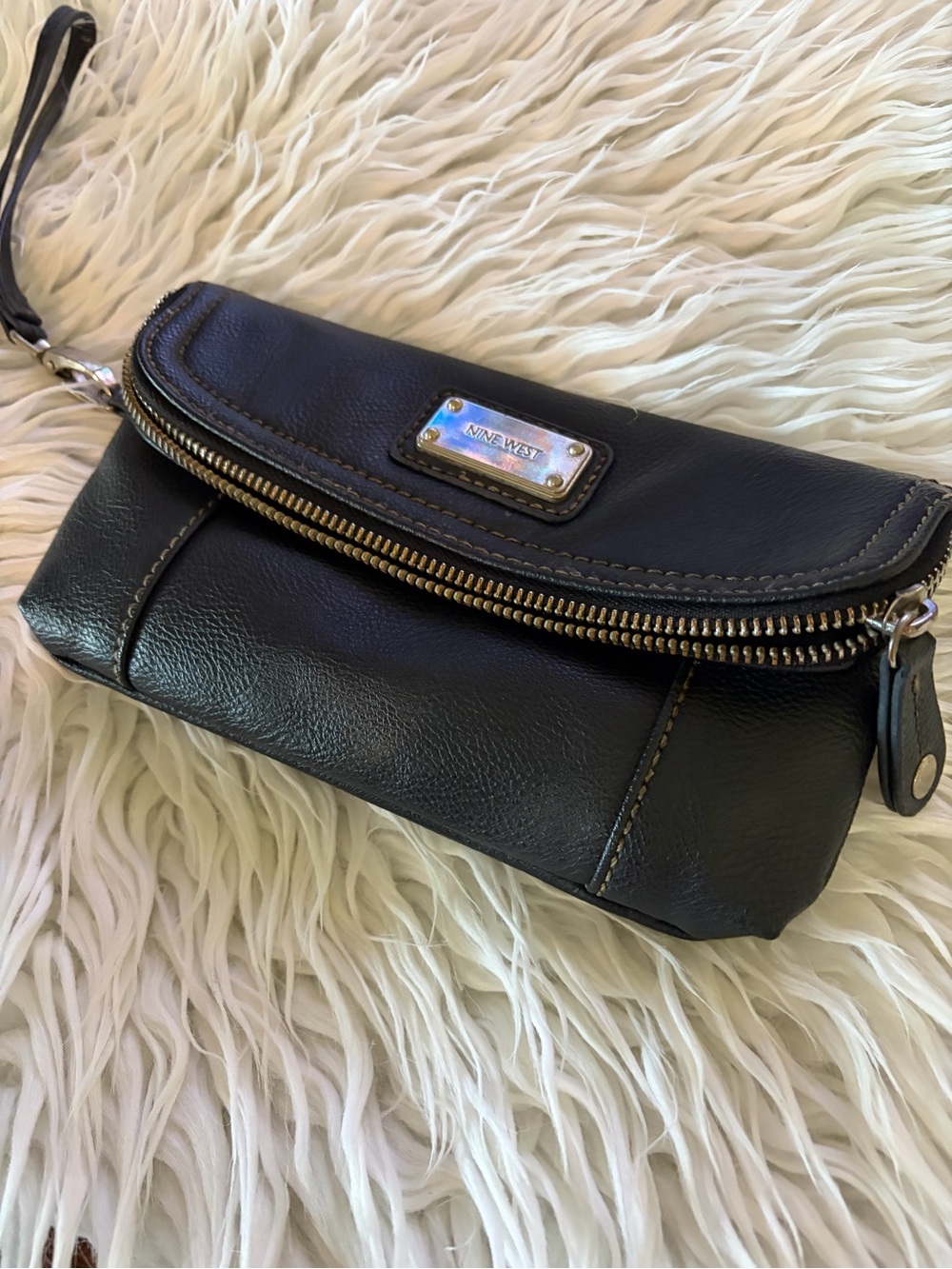 Nine West Black Leather Zip-Top Wristlet Clutch